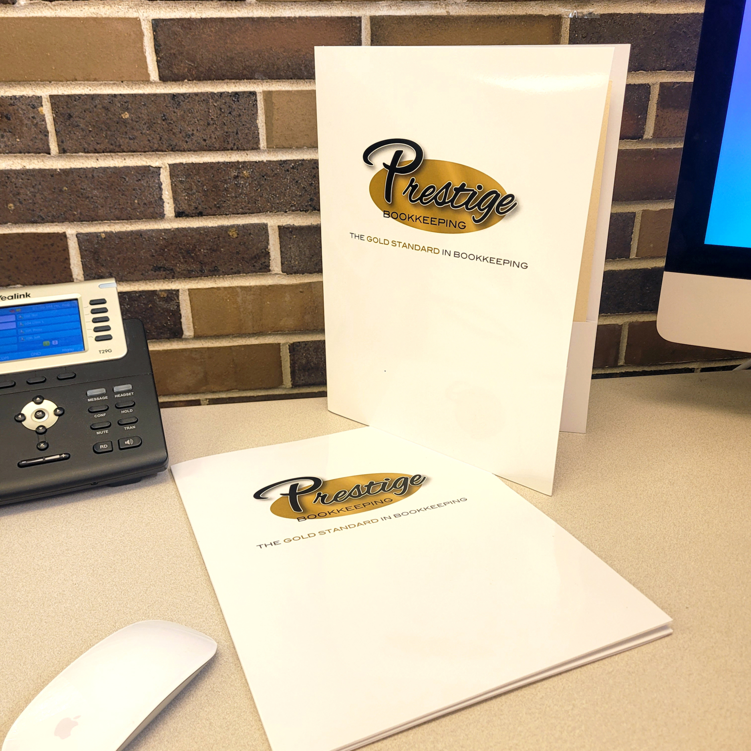 Custom Pocket Folders - Full Color - FoldersandEnvelopes.com